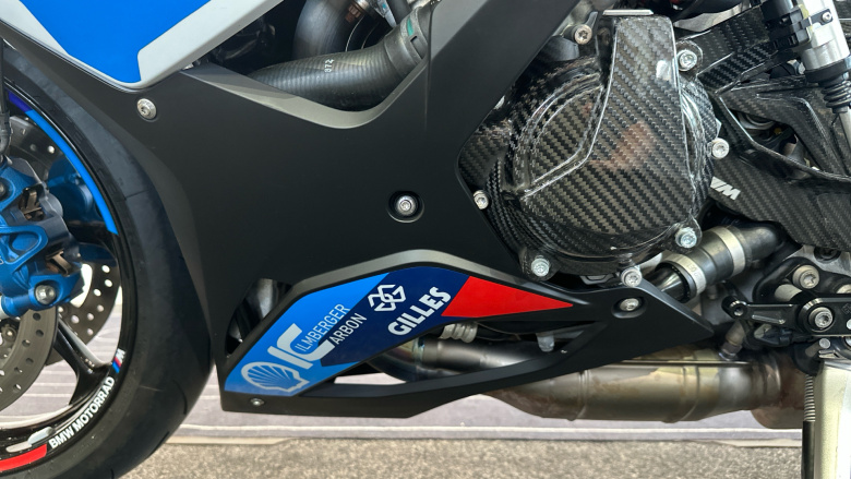 BMW M1000 RR